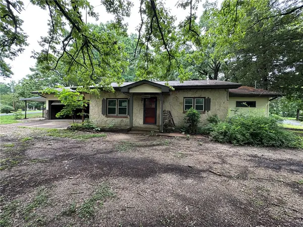 226 North Drive, Lakeview, AR 72642