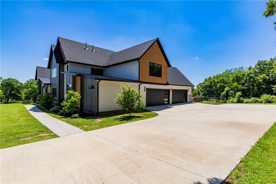 10901 Old Fashion Drive, Bentonville, AR 72713 - #3