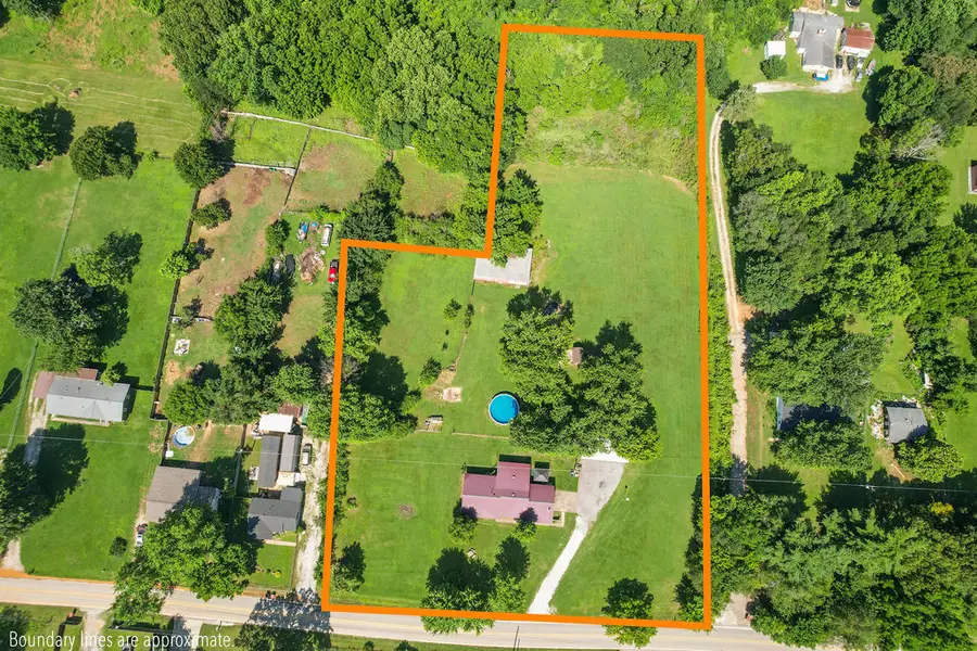 3194 N 56th Street, Springdale, AR 72762 - #2