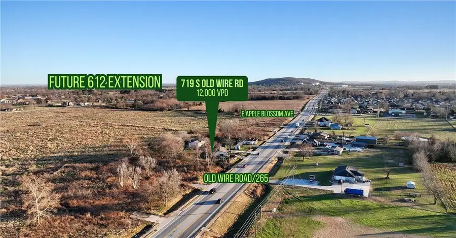 719 Old Wire Road, Lowell, AR 72745 - #3