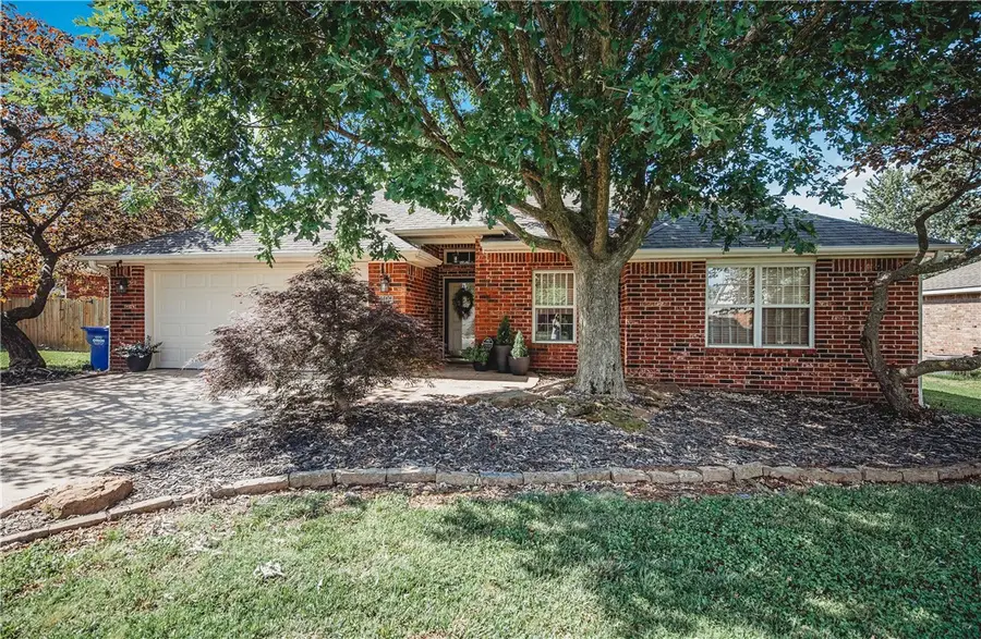 409 Ridgemont Avenue, Lowell, AR 72745 - #2