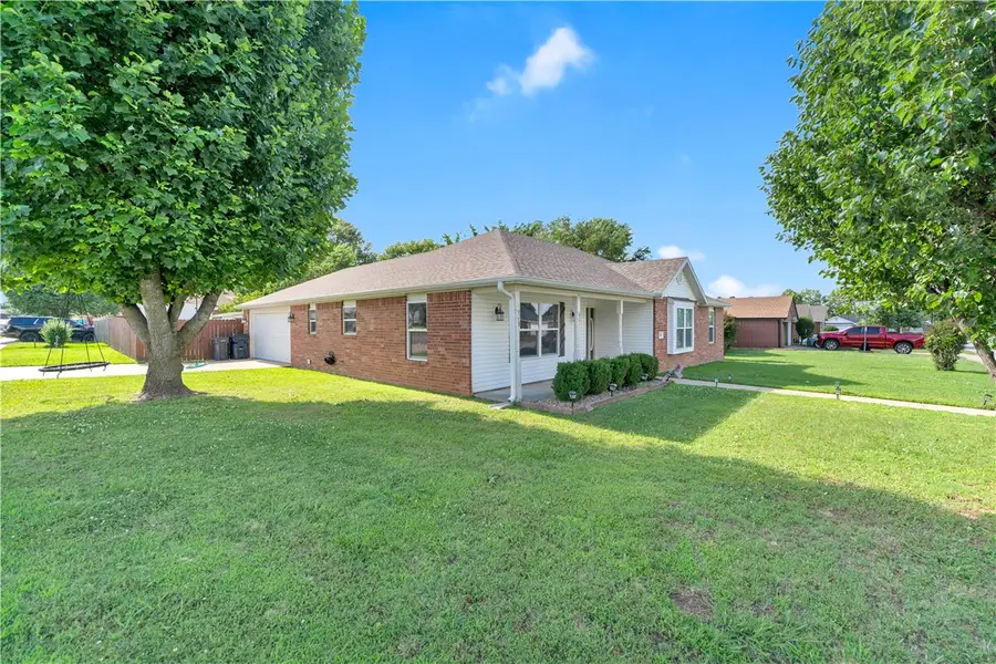 1606 24th Place, Rogers, AR 72758 - #3