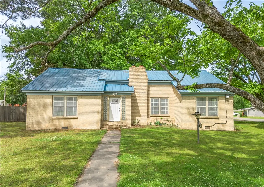 101 Roosevelt Circle, Morrilton, AR 72110 - #1