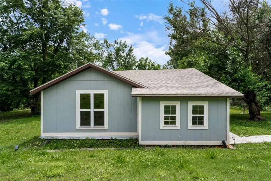 262 E Pine Street, Rogers, AR 72756 - #3
