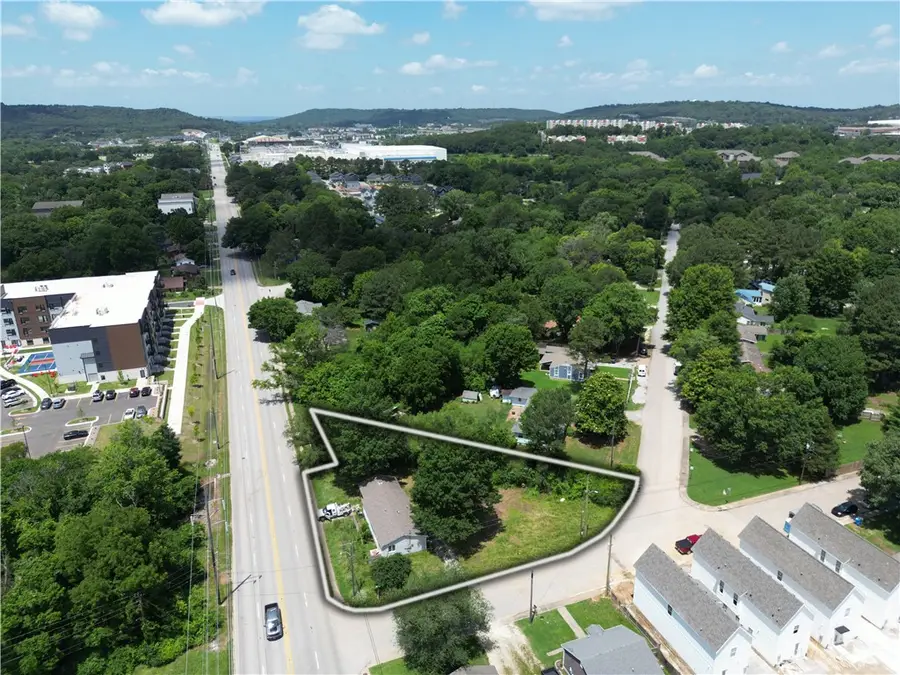 602 W 15th Street, Fayetteville, AR 72701 - #3