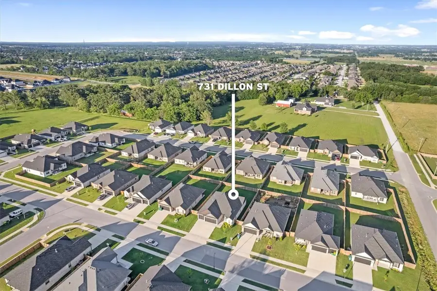 731 Dillon Street, Bentonville, AR 72713 - #3