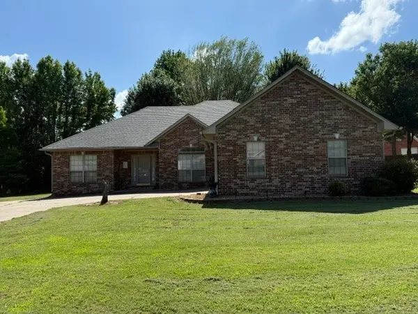 474 Channel Circle, Russellville, AR 72802