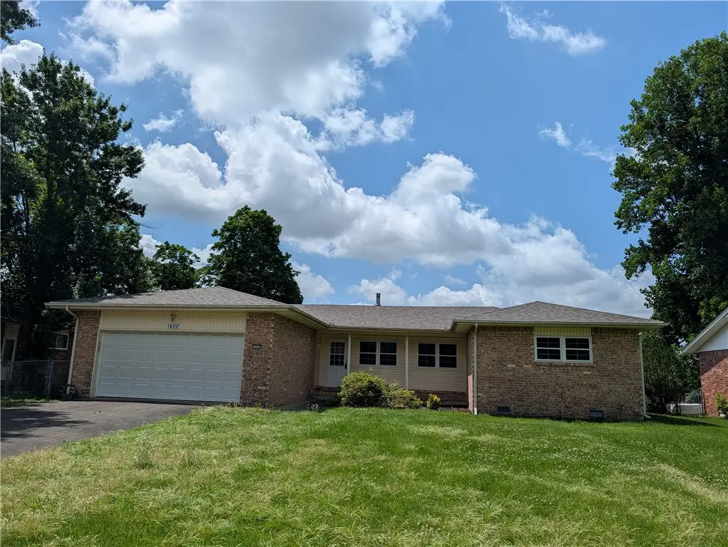 1402 W Bonnie Lane, Rogers, AR 72758 - #1