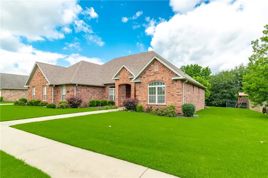 11503 Clubhouse Parkway, Farmington, AR 72730 - #2