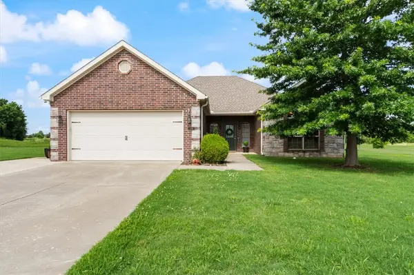 11741 Creek Lane, Farmington, AR 72730