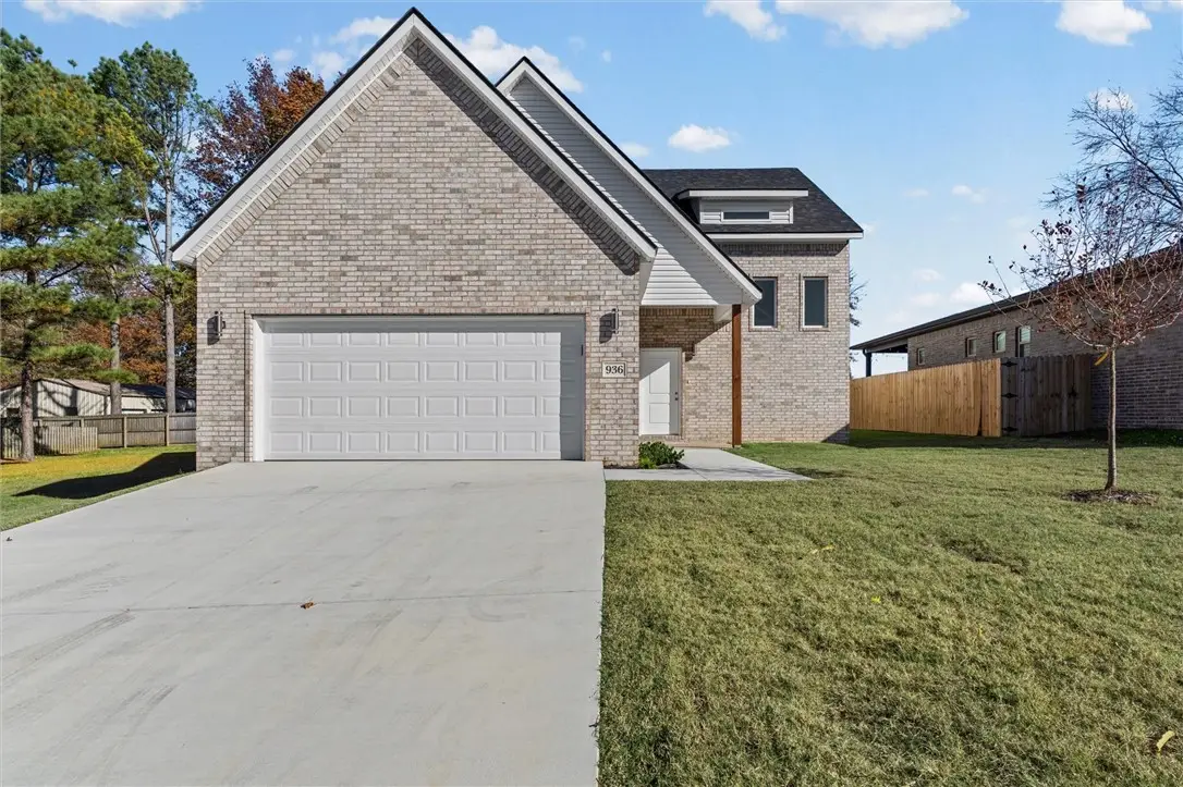 936 S Liberty Drive, Fayetteville, AR 72701 - #1