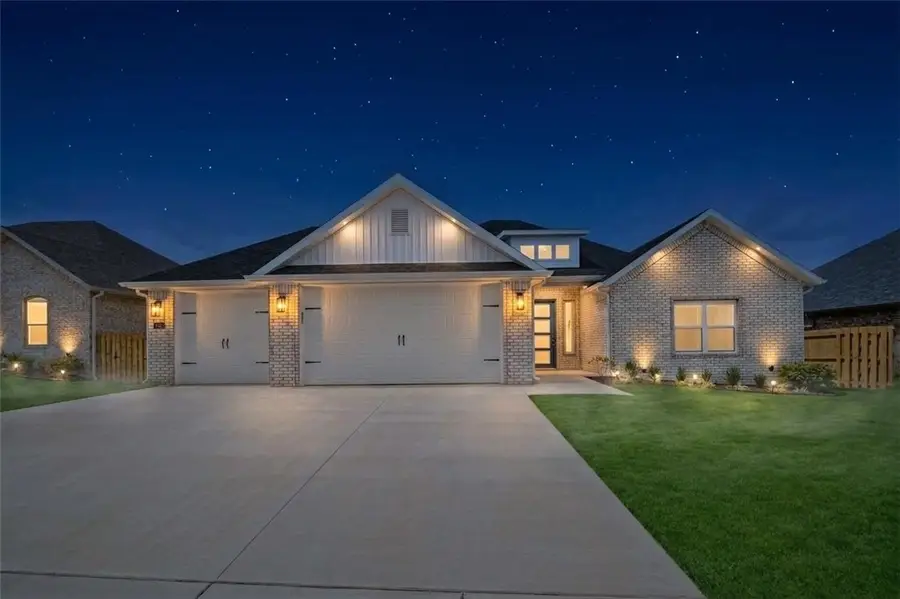 2300 Charles Street, Pea Ridge, AR 72751 - #3