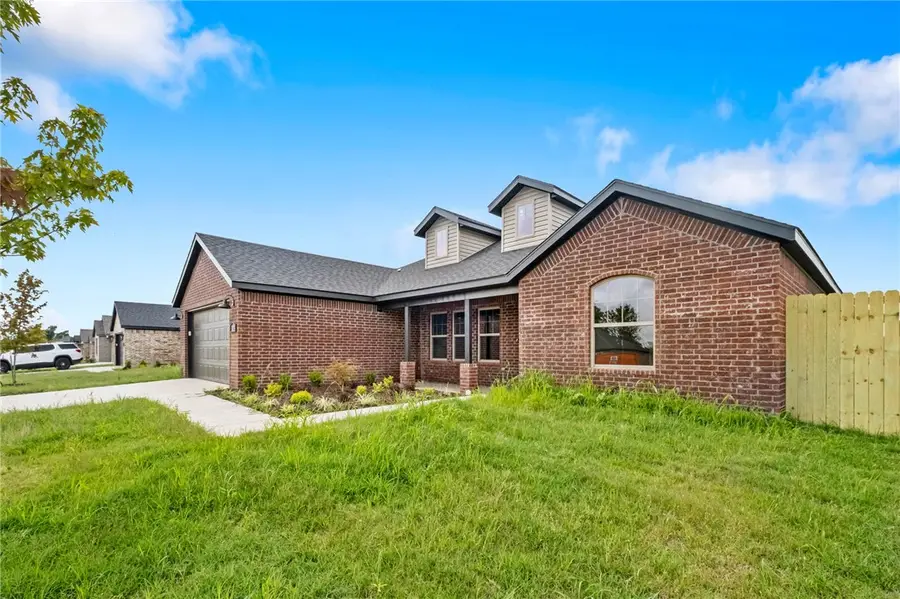 1028 Marquis Avenue, Lowell, AR 72745 - #2