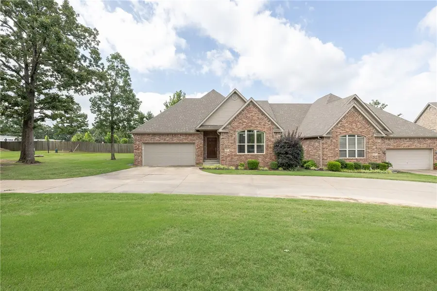 4011 N Meadow View Drive, Fayetteville, AR 72703 - #2