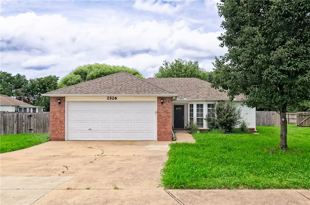 2526 N Harvey Wakefield Avenue, Pea Ridge, AR 72751 - #1