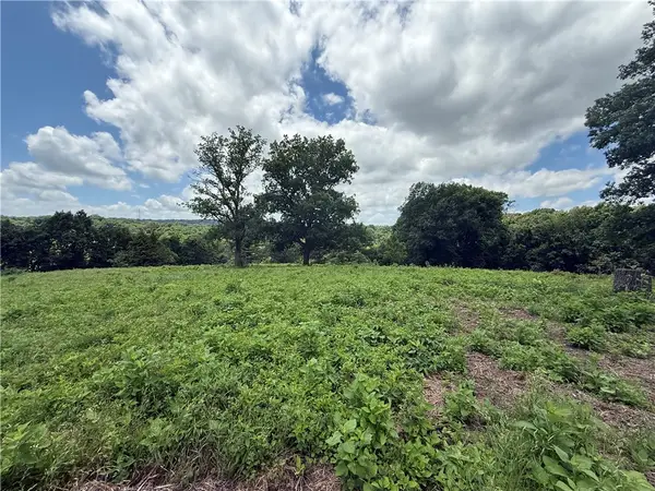 E Scott Hollow Road, Springdale, AR 72764