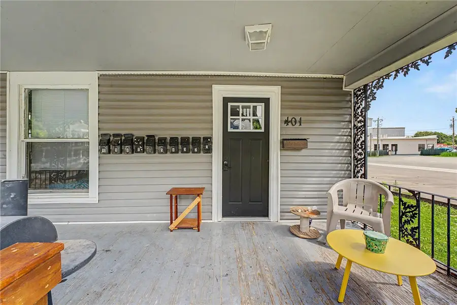 401 E Twin Springs Street, Siloam Springs, AR 72761 - #3