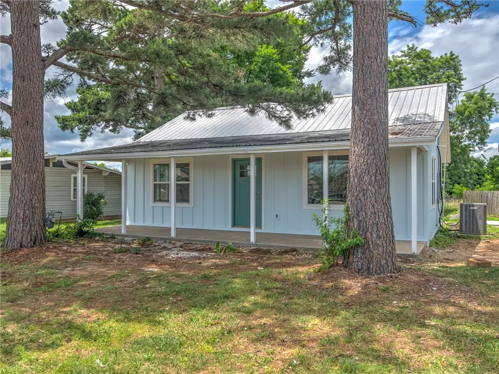 1023 S Morningside Drive, Fayetteville, AR 72701 - #1