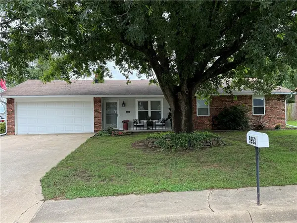 5953 Walden Street, Lowell, AR 72745