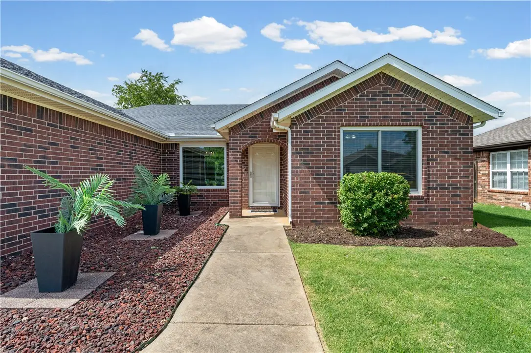 3906 SW Carriageway Avenue, Bentonville, AR 72712 - #1