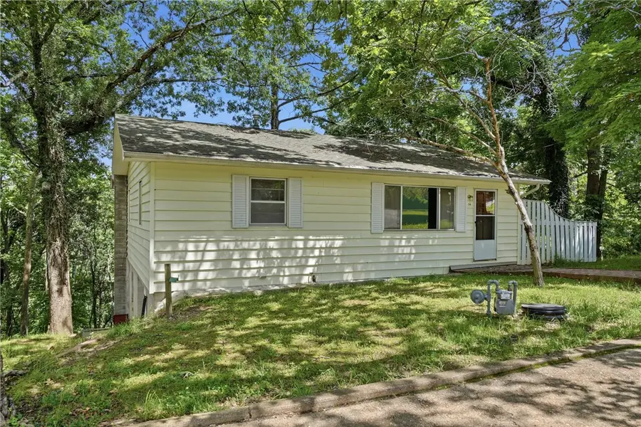 16 College Street, Eureka Springs, AR 72632 - #2