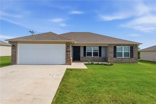 2558 Chittick Street, Pea Ridge, AR 72751