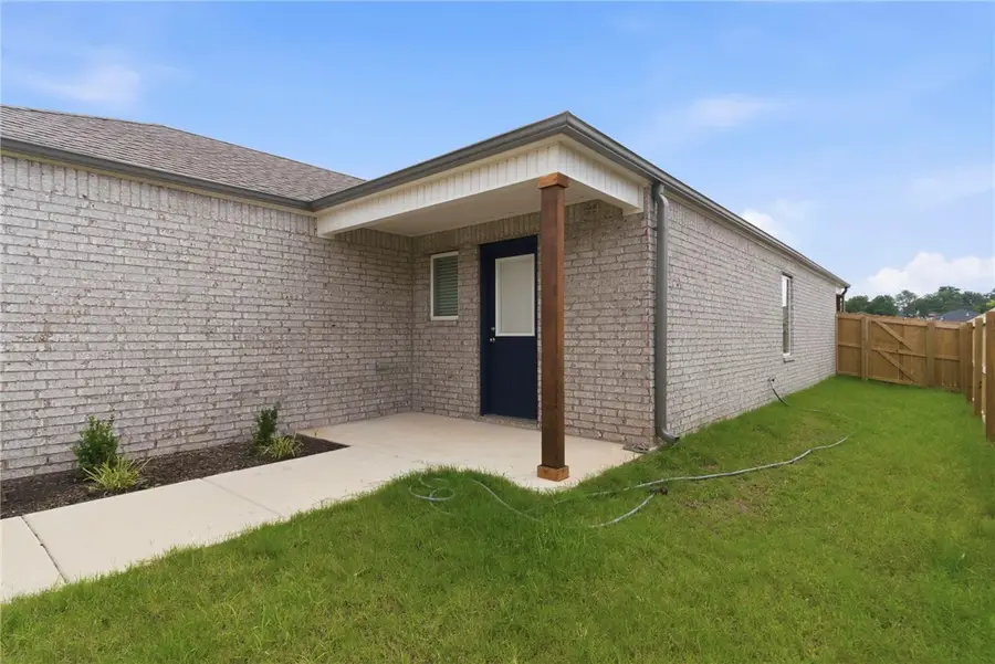 3036 St. Moritz Loop, Springdale, AR 72764 - #2