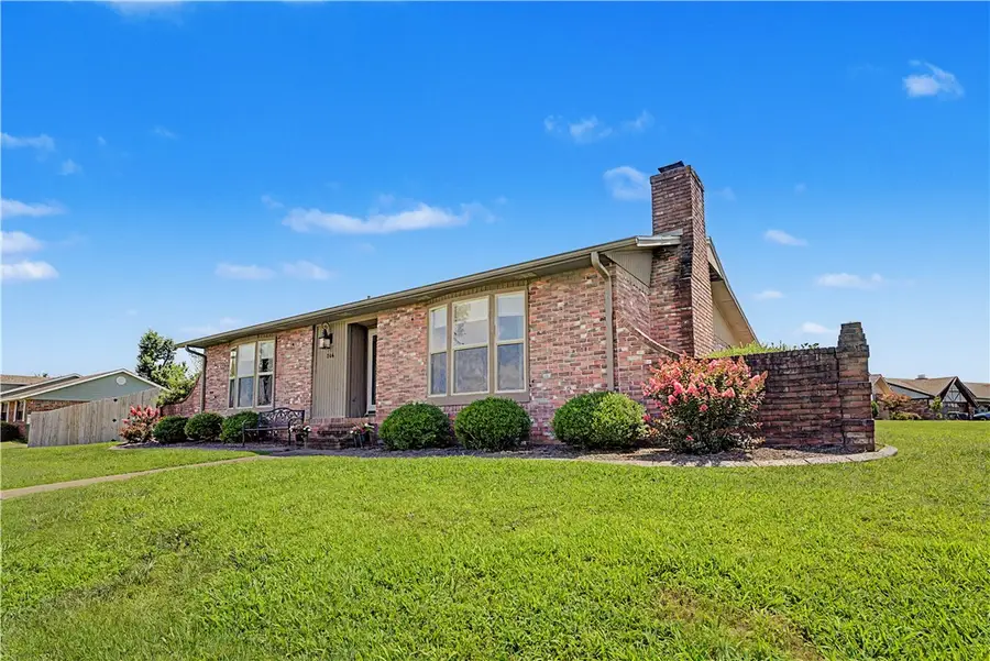 714 Riviera Drive, Rogers, AR 72758 - #2