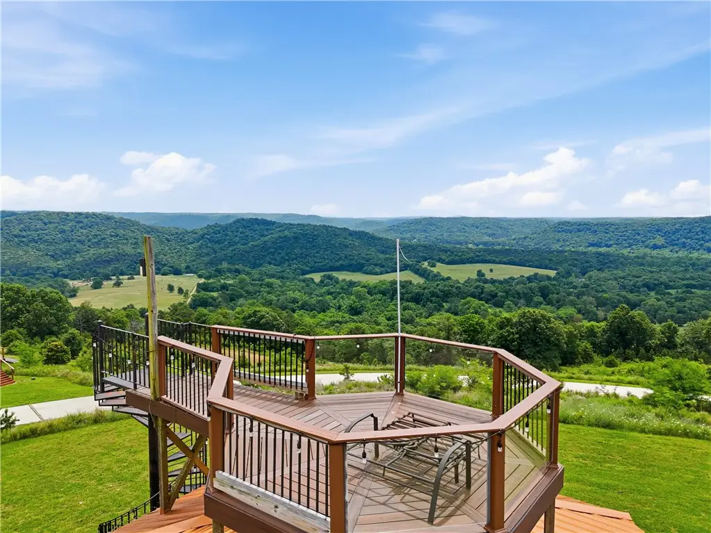 612 Madison 1556, Eureka Springs, AR 72632 - #1