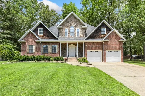 2711 Dry Branch Drive, Harrison, AR 72601