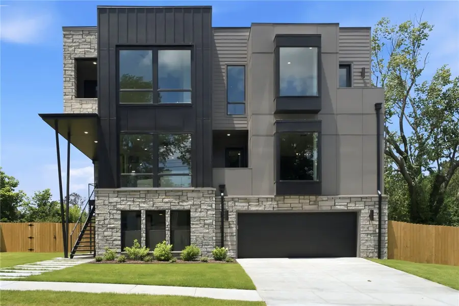 217 NE H Street, Bentonville, AR 72712 - #2