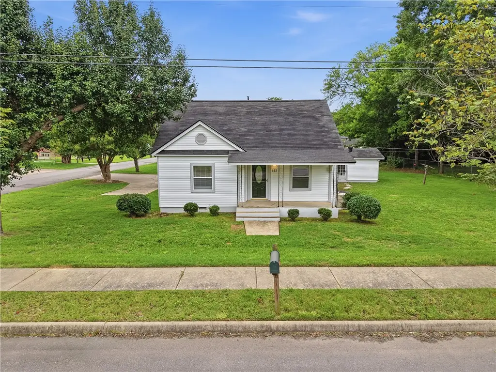 412 E H Street, Russellville, AR 72801 - #1