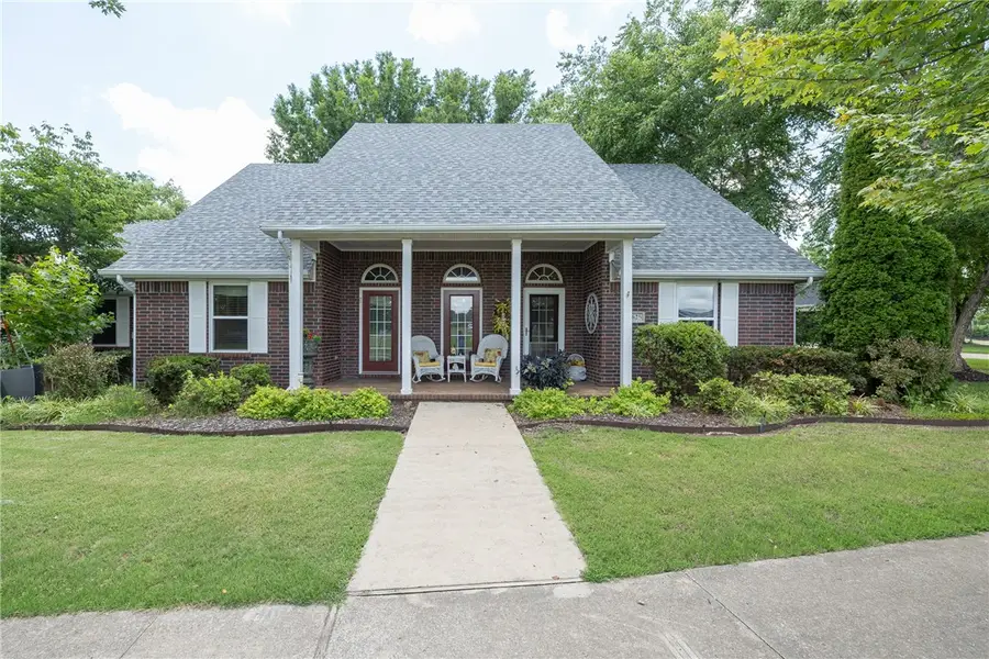 6625 Elizabeth Avenue, Springdale, AR 72762 - #2