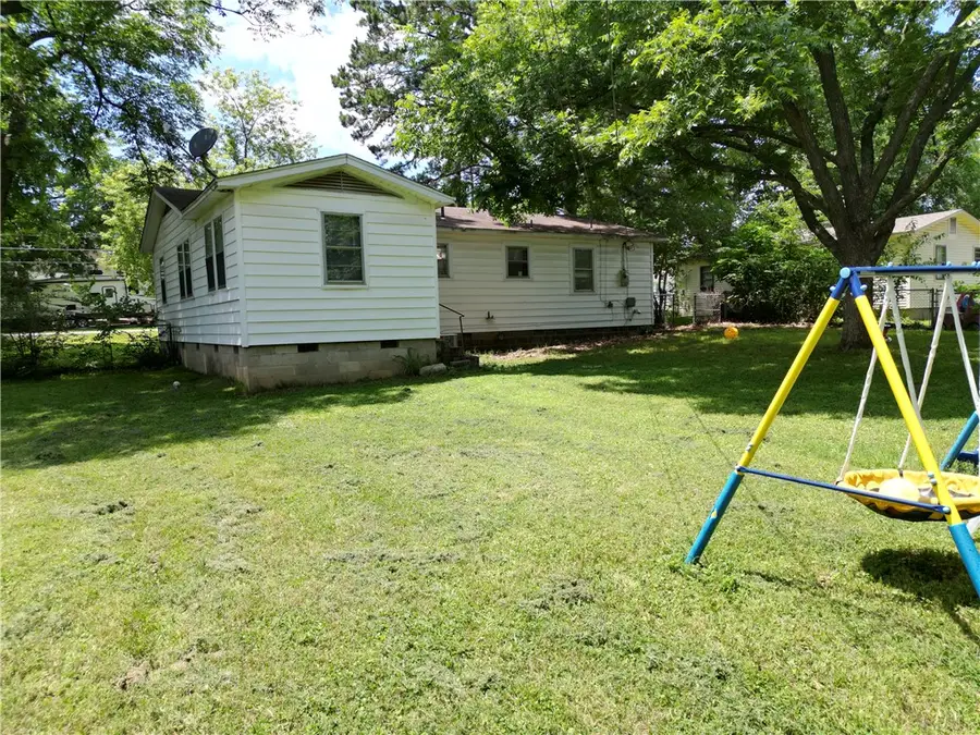 1405 S El Paso Avenue, Russellville, AR 72801 - #2