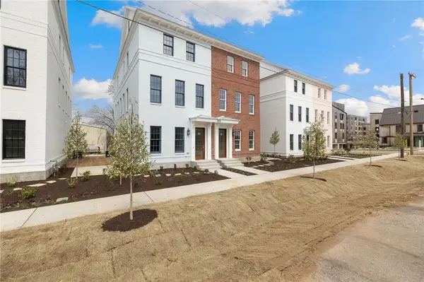 349 SE 4th Street, Bentonville, AR 72712