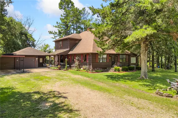 312 W Cedar Lane, Diamond City, AR 72644
