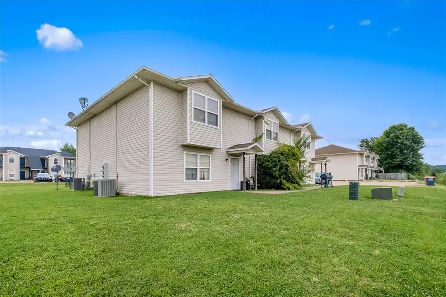 372 Erin Place, Springdale, AR 72764 - #3