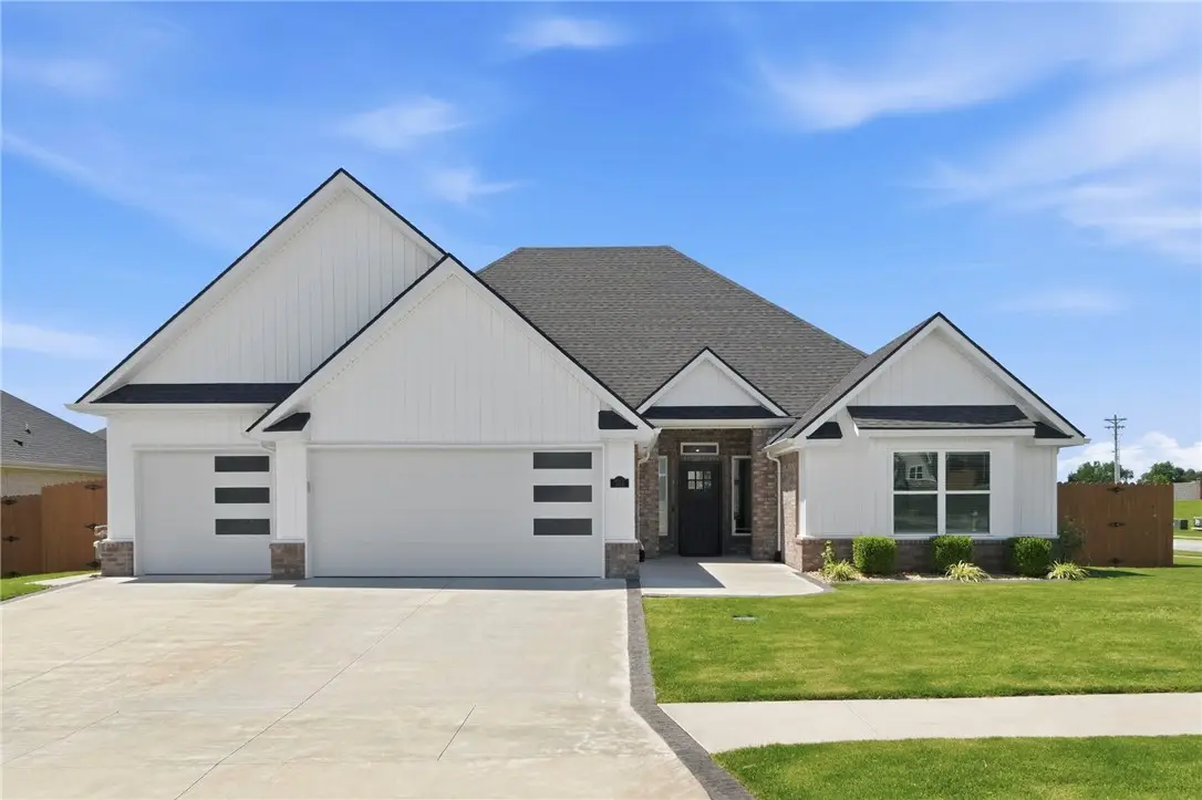 731 Bronco Street, Centerton, AR 72719 - #1