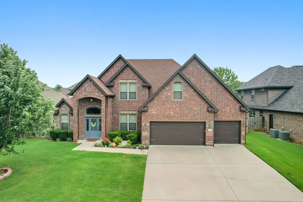 1011 Hunters Pointe, Bentonville, AR 72713 - #1