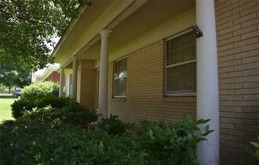 921 Willow, Malvern, AR 72104 - #2