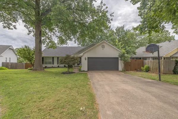 3246 Autumn Court, Fayetteville, AR 72703