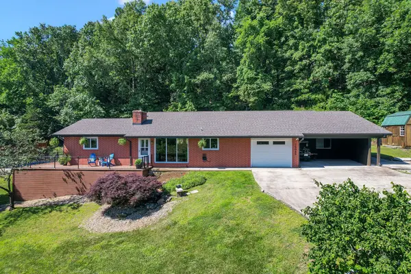 19045 Pinecrest Lane, Rogers, AR 72756