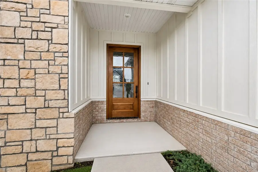 2710 S 20th Street, Rogers, AR 72758 - #3