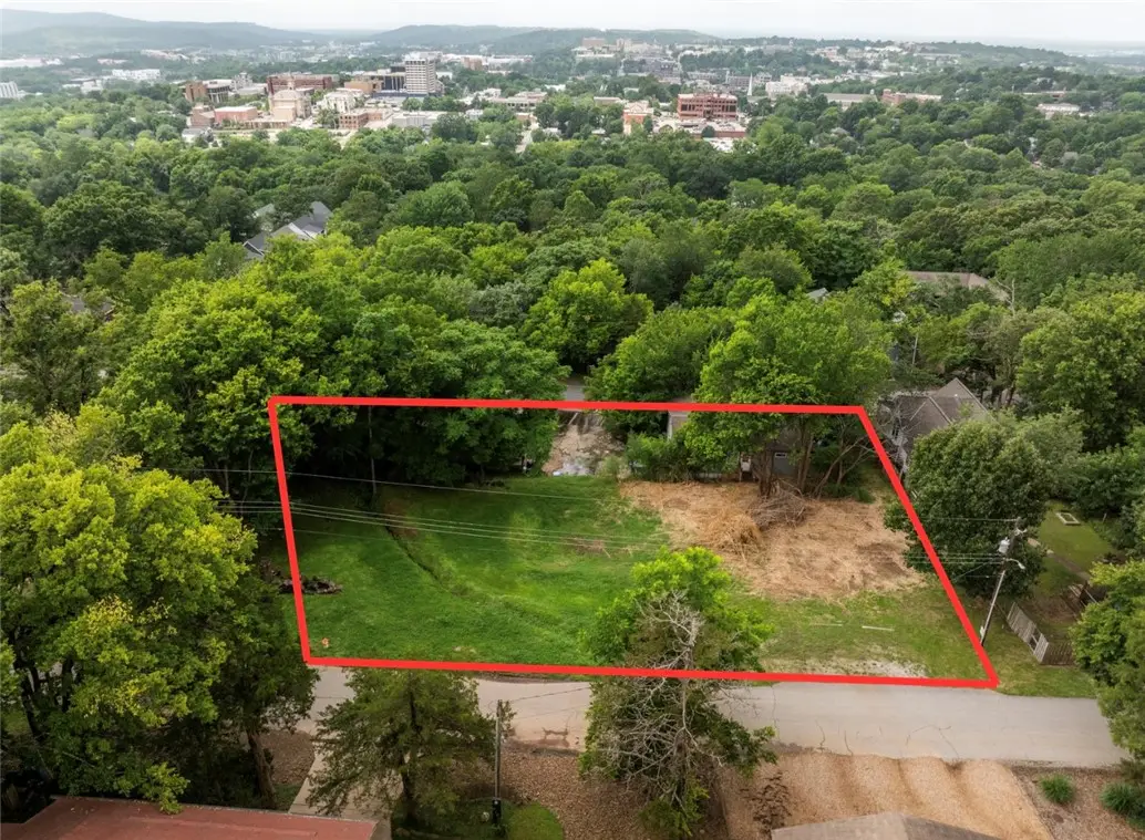 216 N Fletcher Avenue, Fayetteville, AR 72701 - #1