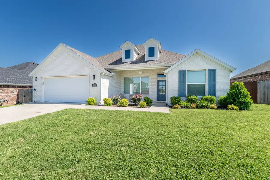 3581 Avon Avenue, Springdale, AR 72764 - #3