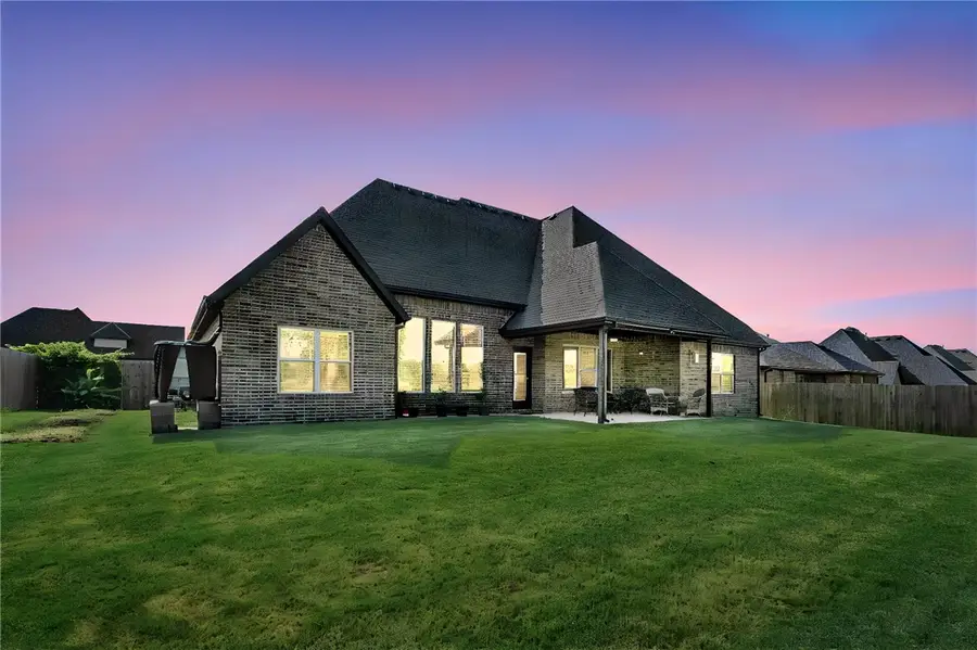 1010 Huntleigh Drive, Bentonville, AR 72713 - #3