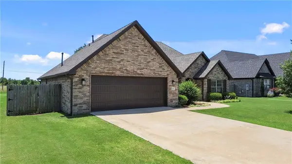 1353 Valle Lane, Tontitown, AR 72762