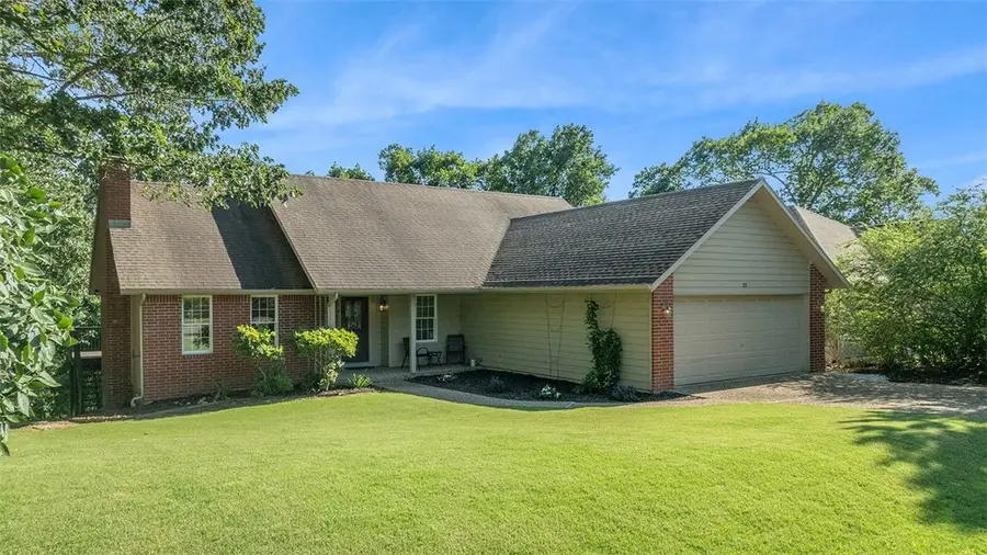 25 Lonsdale Drive, Bella Vista, AR 72715 - #2