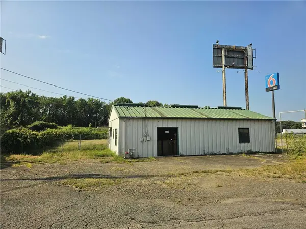105 Birch Street, Russellville, AR 72802