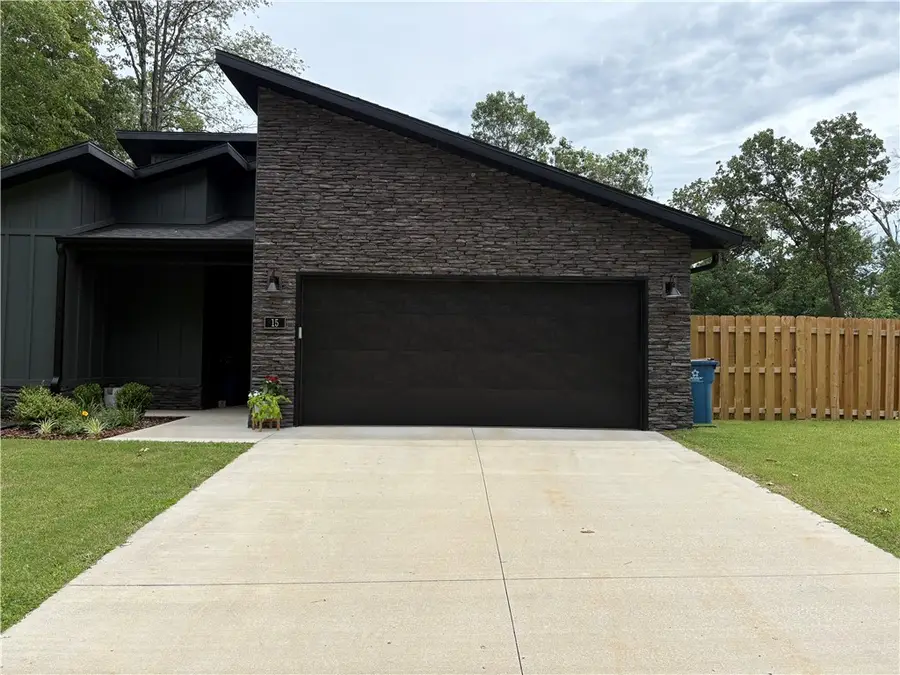 15 Exminster Lane, Bella Vista, AR 72714 - #2